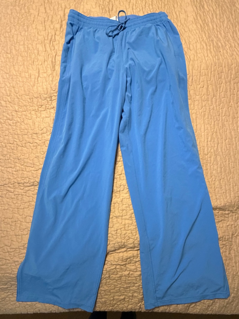 lululemon athletica Light Blue Wide-Leg Drawstring Pants - Picture 5 of 9